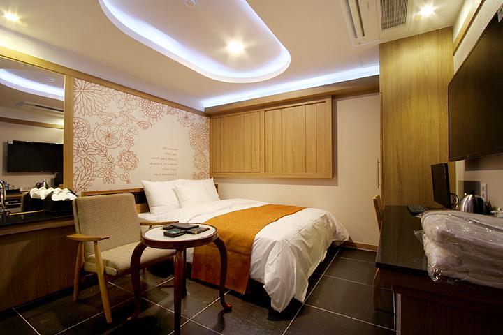 Suwon Orsay Business Hotel Zewnętrze zdjęcie