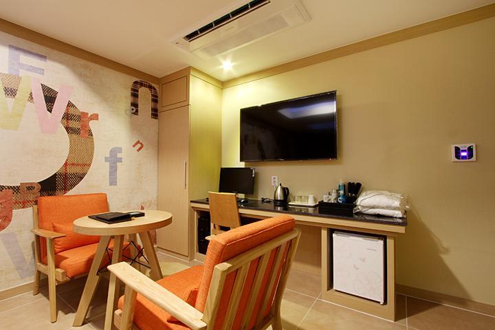 Suwon Orsay Business Hotel Zewnętrze zdjęcie