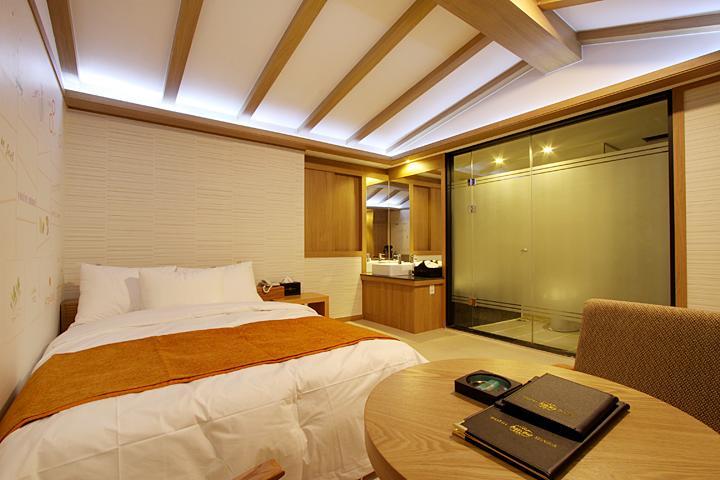 Suwon Orsay Business Hotel Zewnętrze zdjęcie